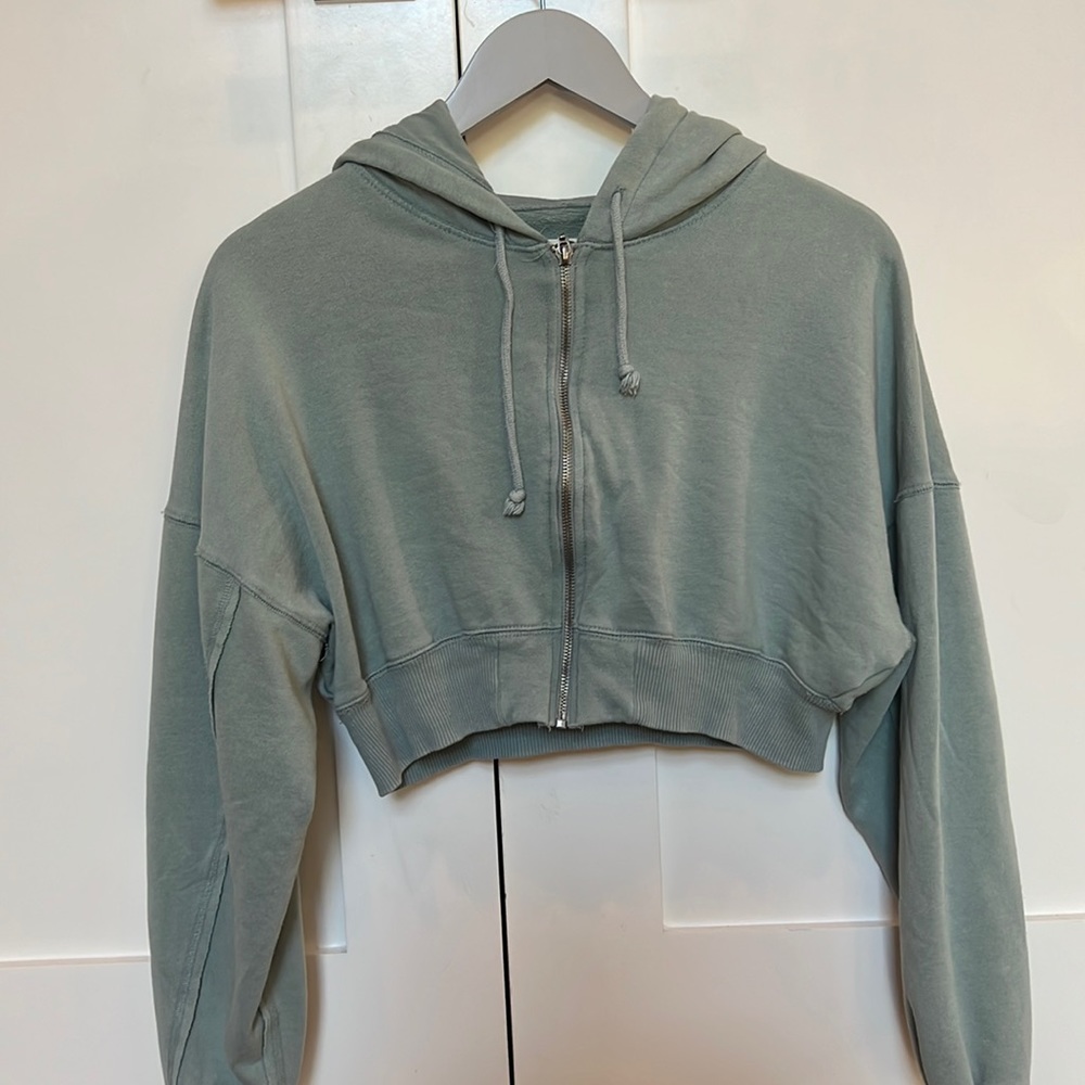 This is a great cropped jacket that would go with everything!